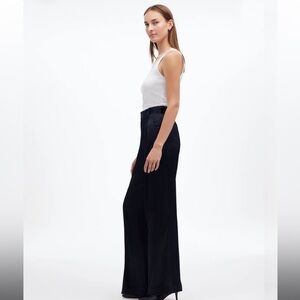 MADEWELL Modern Trousers Wide Leg Satin Size 14 - Black Scandi Girl